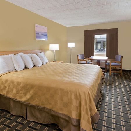 Days Inn By Wyndham Batavia Darien Lake Theme Park Luaran gambar