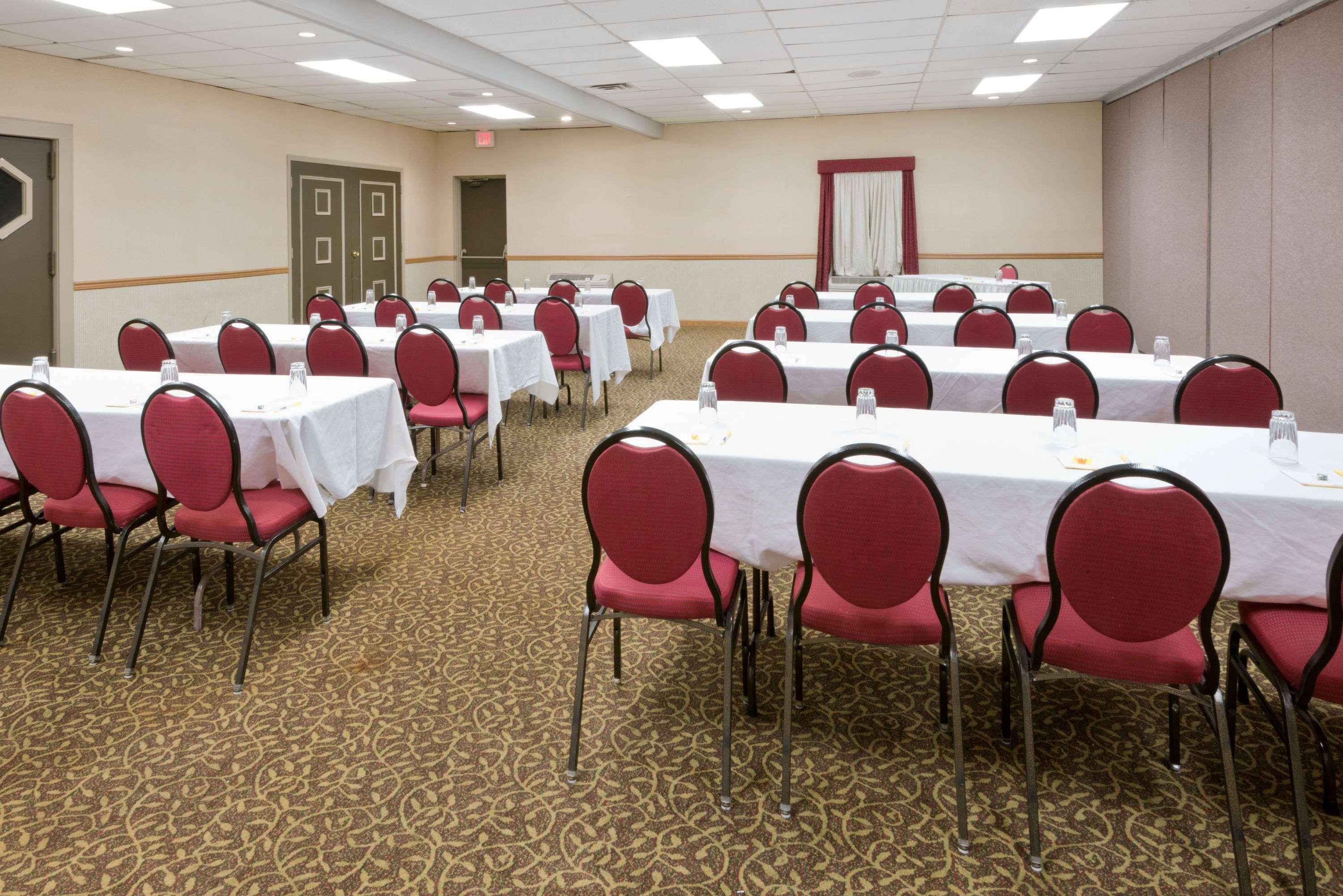 Days Inn By Wyndham Batavia Darien Lake Theme Park Luaran gambar