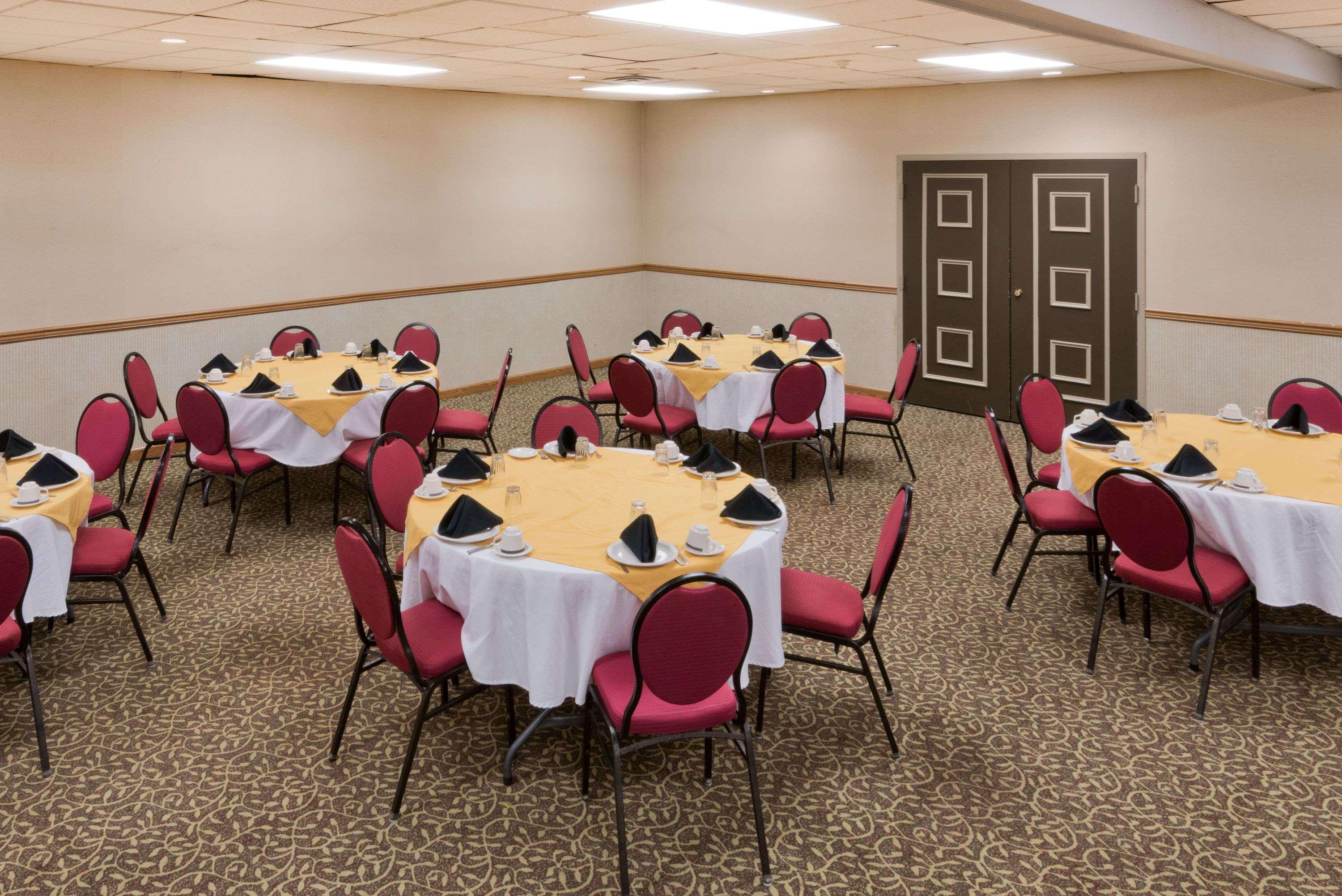 Days Inn By Wyndham Batavia Darien Lake Theme Park Luaran gambar