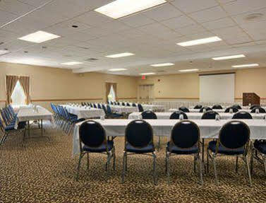 Days Inn By Wyndham Batavia Darien Lake Theme Park Luaran gambar